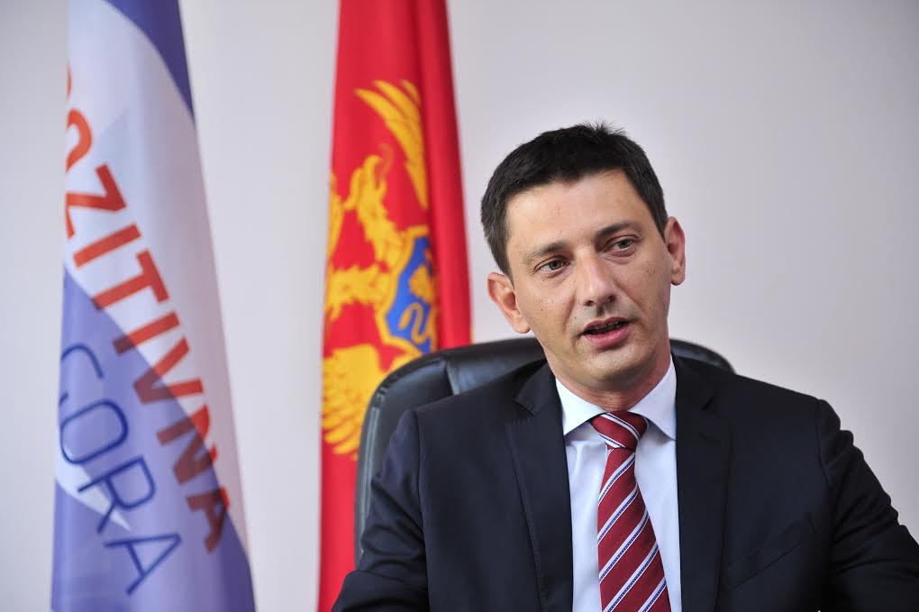BORBA saznaje: Darko Pajović lobira u Kini protiv nove vlasti da se uspori nabavka vakcina!