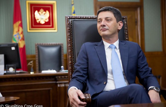 POGUBNI AMATERIZAM