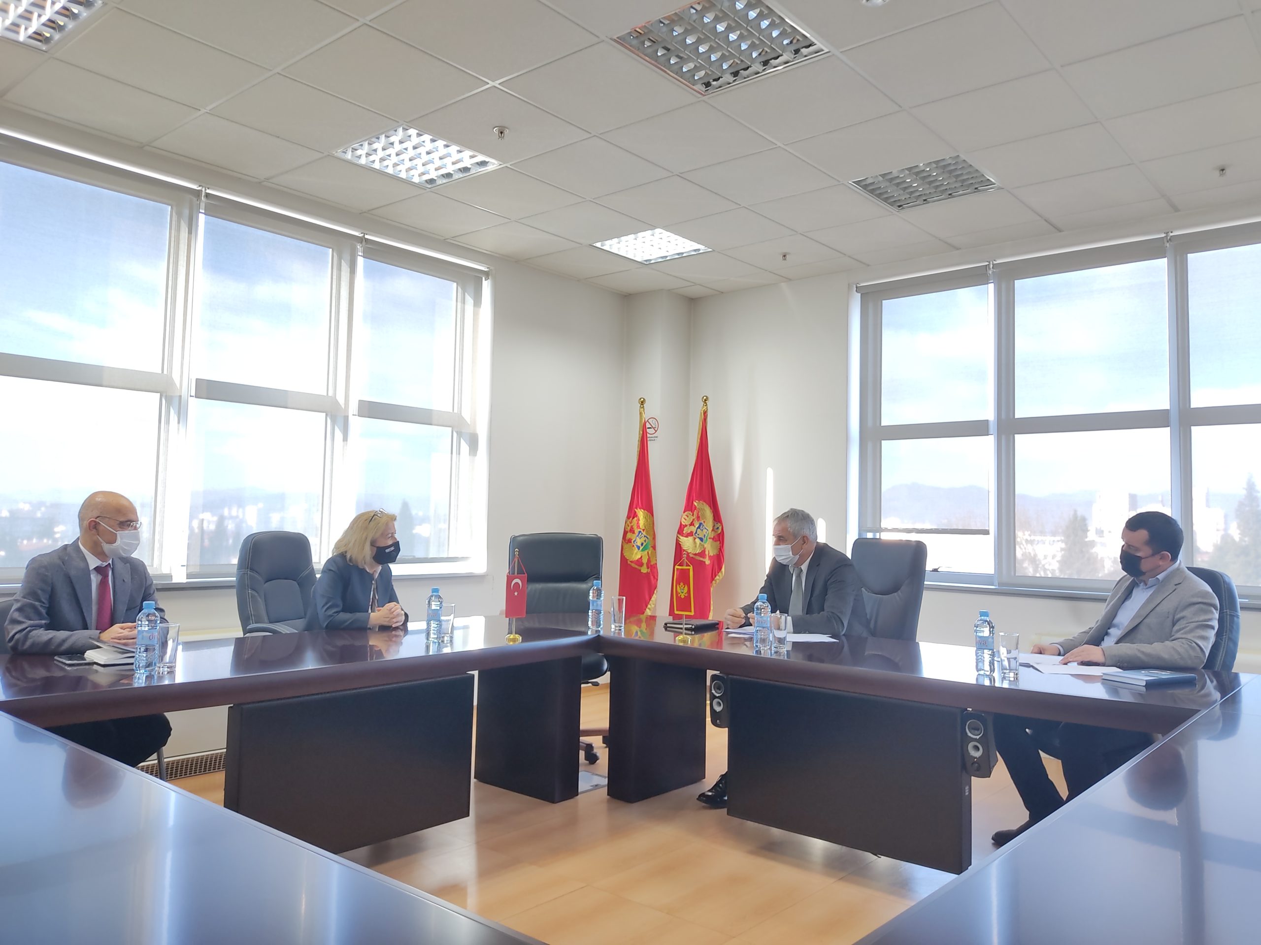 Mitrović-Ozan: Pospješiti saradnju na projektima komunalne infrastrukture i upravljanja otpadom
