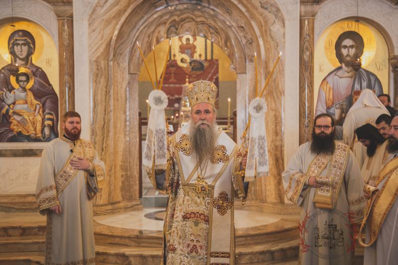Vladika Joanikije u podgoričkom Hramu Hristovog vaskrsenja: Vjera je temelj svake vrline, napretka i radosti