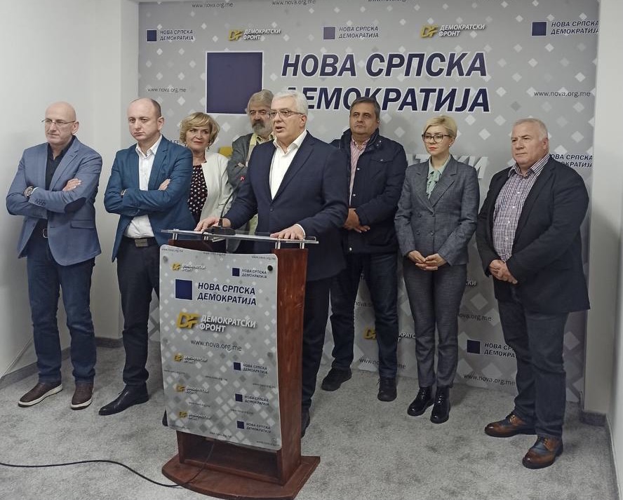 Mandić i Knežević: Svi tragovi za lažni državni udar vode do Mila, to se mora istražiti!