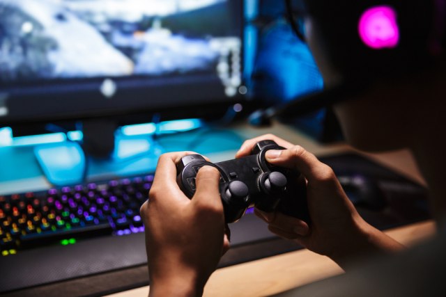 Nova besplatna video-igra: Upravljajte robotskim odijelom na nepoznatoj planeti