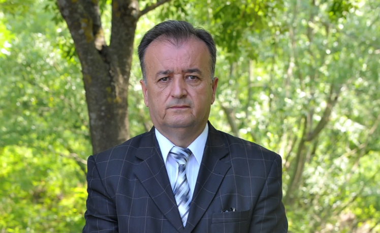 Do kad ćemo više cijeniti i uvažavati kriminalce, lopove i ništa ljude, od doktora i svih medicinskih radnika?
