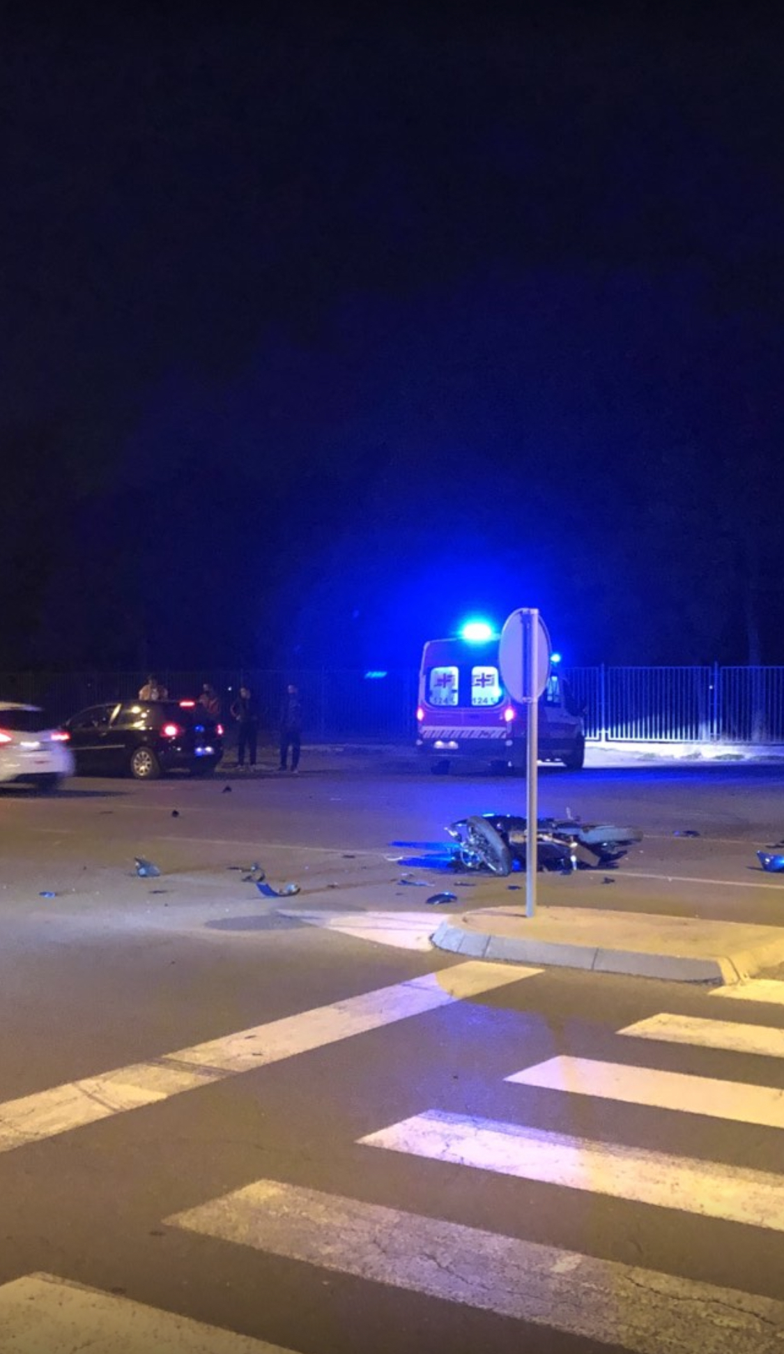 Saobraćajna nezgoda na Zlatici: Motorciklista prebačen u Urgentni centar!