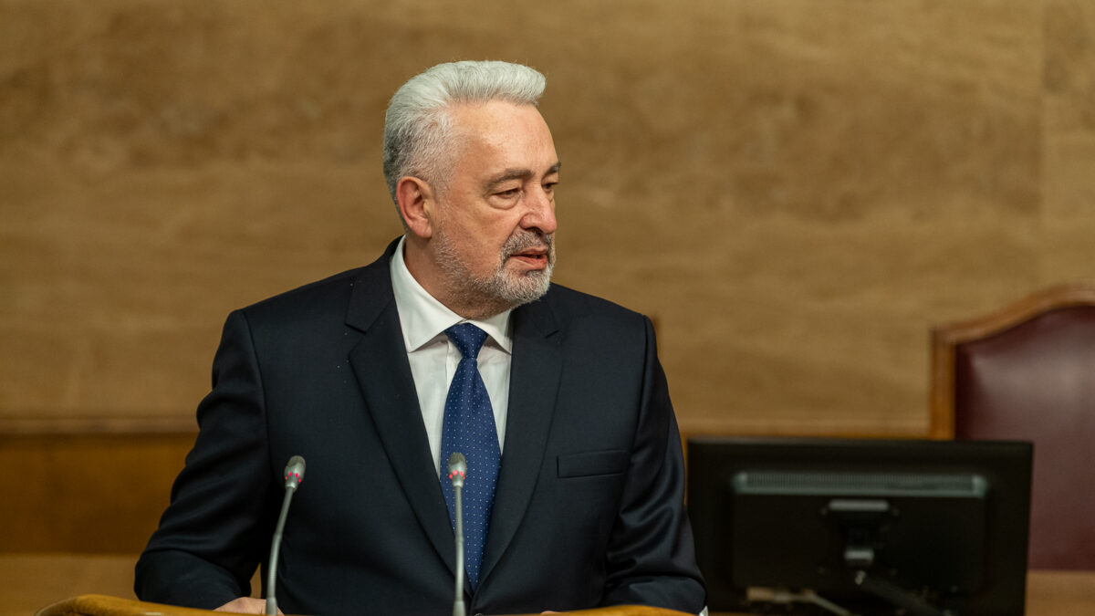 Dvoličnost Zdravka Krivokapića: Tvrdi da ne bi priznao Kosovo, a čestitao im je Dan nezavisnosti!