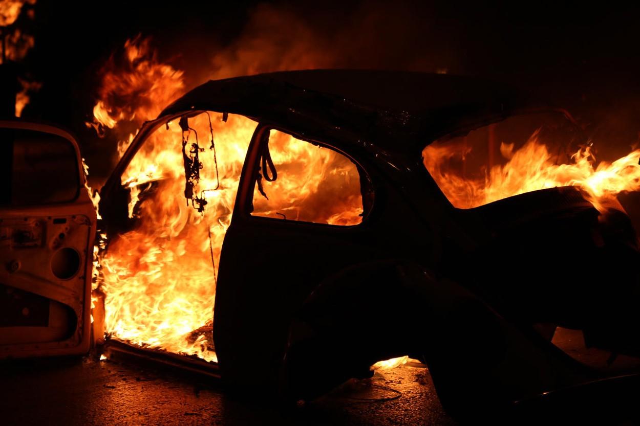 U Nikšiću zapaljen automobil aktivisti Demokrata
