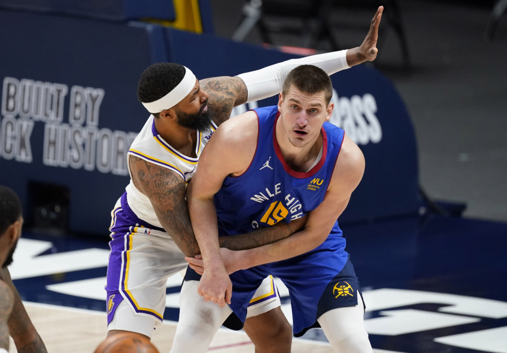 Jokić nadomak tripl-dabla, Dalas prekinuo Denverov niz od pet pobjeda