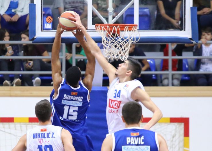 Korona u barskom klubu, odgođen derbi Mornara i Budućnosti