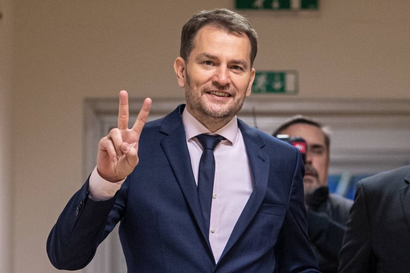 Slovački premijer podnio ostavku