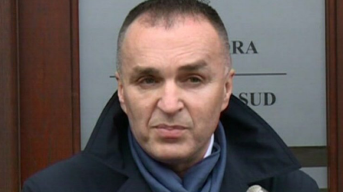 Skandal u KAP-u: Milov tajkun prisiljava radnike da mu potpisu podršku u borbi protiv Vlade! (FOTO)
