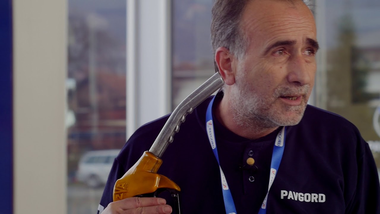 Sadiković napadnut tokom „patriotskog“ skupa, privedene dvije osobe