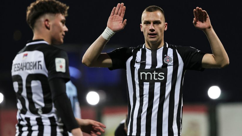 Partizanovo oslanjanje na omladince mač sa dvije oštrice?
