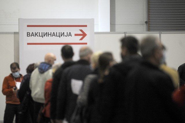 U Srbiji još 1.695 novih slučajeva, preminula je 31 osoba