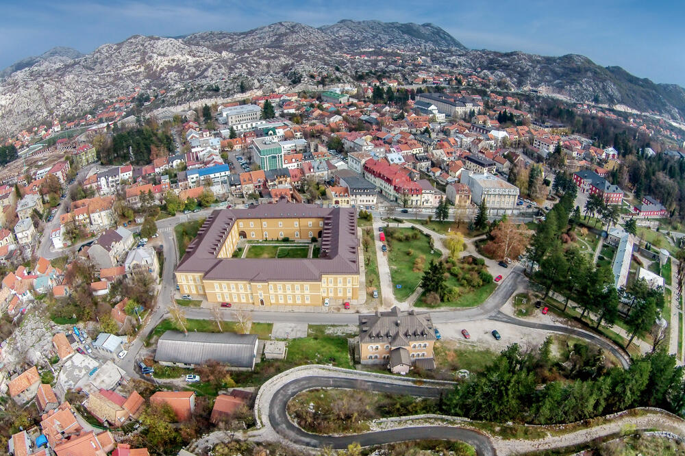 Na Cetinju izvršeno 680 kontrola mjera