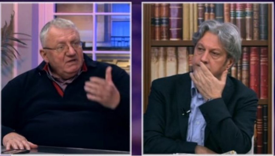 Šešelj udario na Krivokapića: Neka ide sa Milom, zajedno će na smetlište istorije! (VIDEO)
