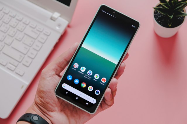Sony predstavio Xperia 1 III sa prvom promjenljivom telefoto kamerom u pametnom telefonu