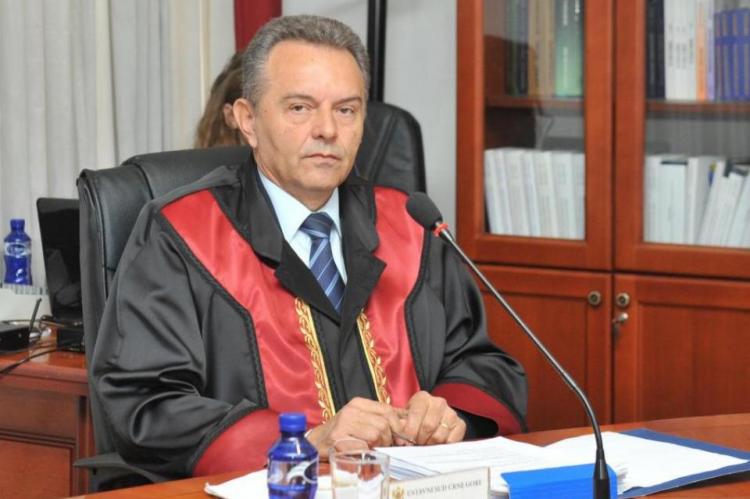 Čuvar kutija DPS-a na izborima: Sudija Ustavnog suda Budimir Šćepanović dobio stan od 90 kvadrata za 13.173 evra!