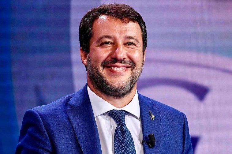 Bivšem italijanskom ministru prijeti 15 godina zatvora postupka prema migrantima