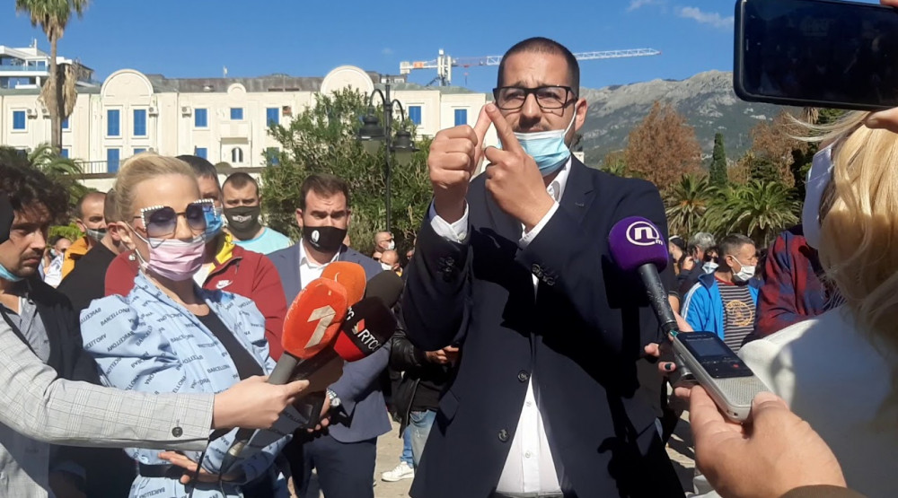 Skoro polovina radnika u ugostiteljstvu nije primila subvencije, 27 odsto ostalo bez posla