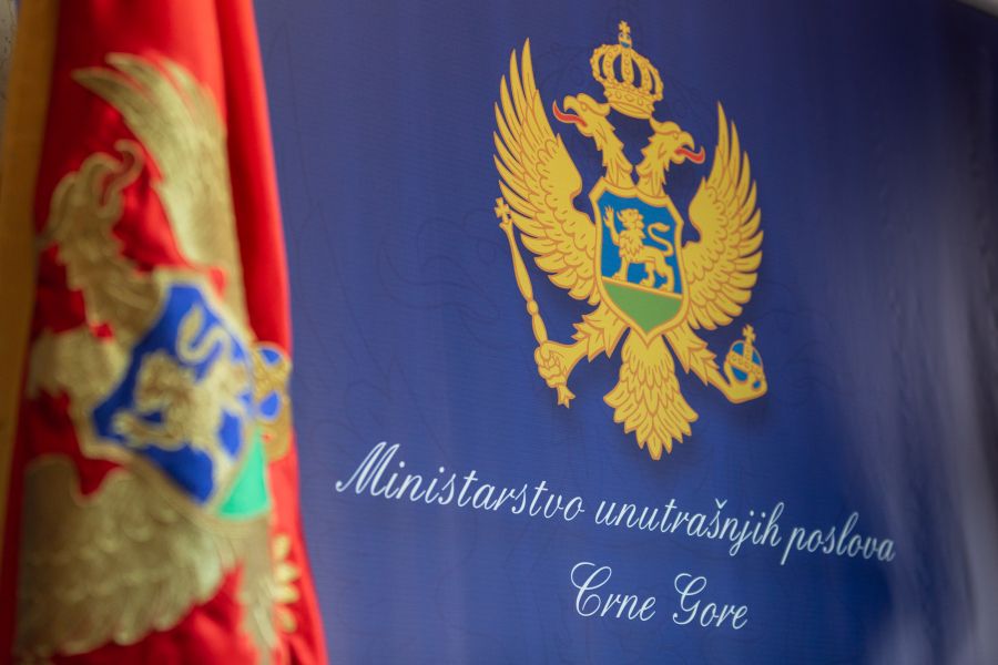 MUP: Pet istina o pet manipulacija o sticanju crnogorskog državljanstva
