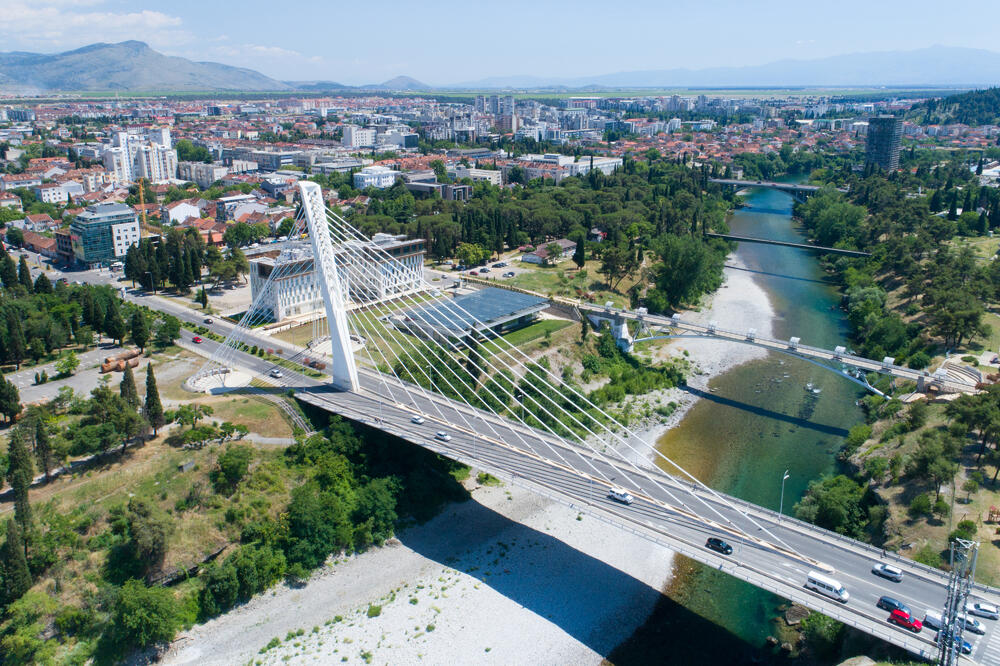 U Crnoj Gori sjutra promjenljivo oblačno, temperatura do 20 stepeni