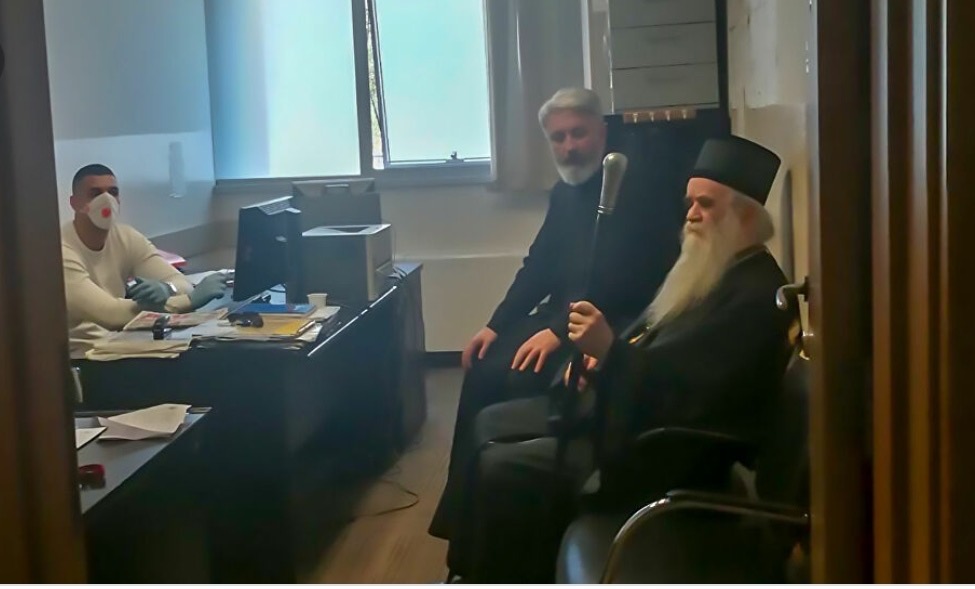 Na današnji dan je DPS-fašistička vlast uhapsila blaženopočivšeg Mitropolita Crnogorsko-Primorskog Amfilohija!