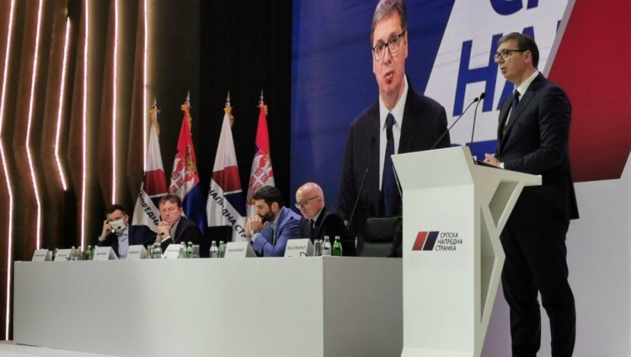 Vučić na sjednici GO SNS: Neće nam odlučivati stranci i ambasadori, Srbija će da se pita!