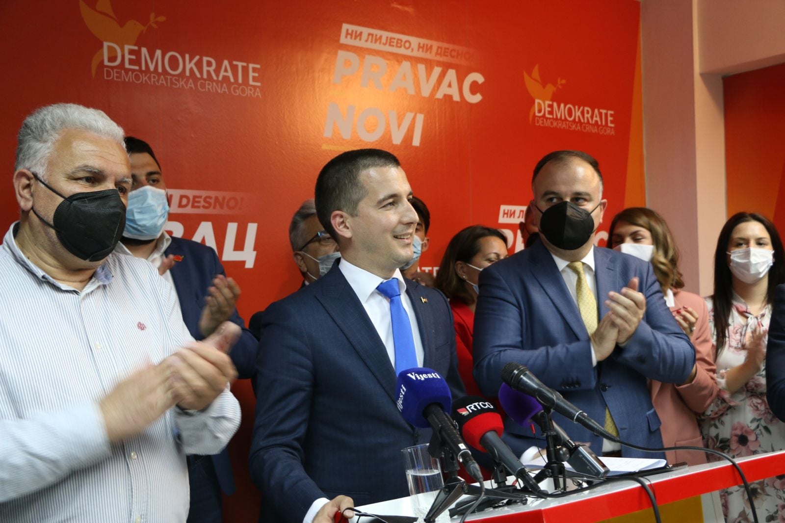 Novska lista će sa svima, sem sa DPS-om