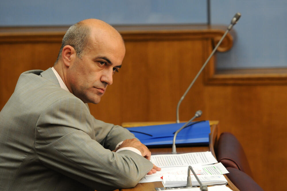 Rutović: Jeftini populizam samozvanih oslobodilaca Crne Gore