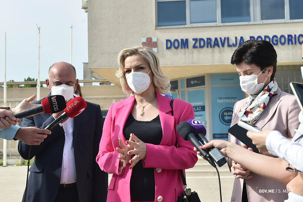 Borovinić Bojović: Odajem priznanje svim kolegama i medicinskim radnicima, nastavljamo složno do zajedničkog cilja