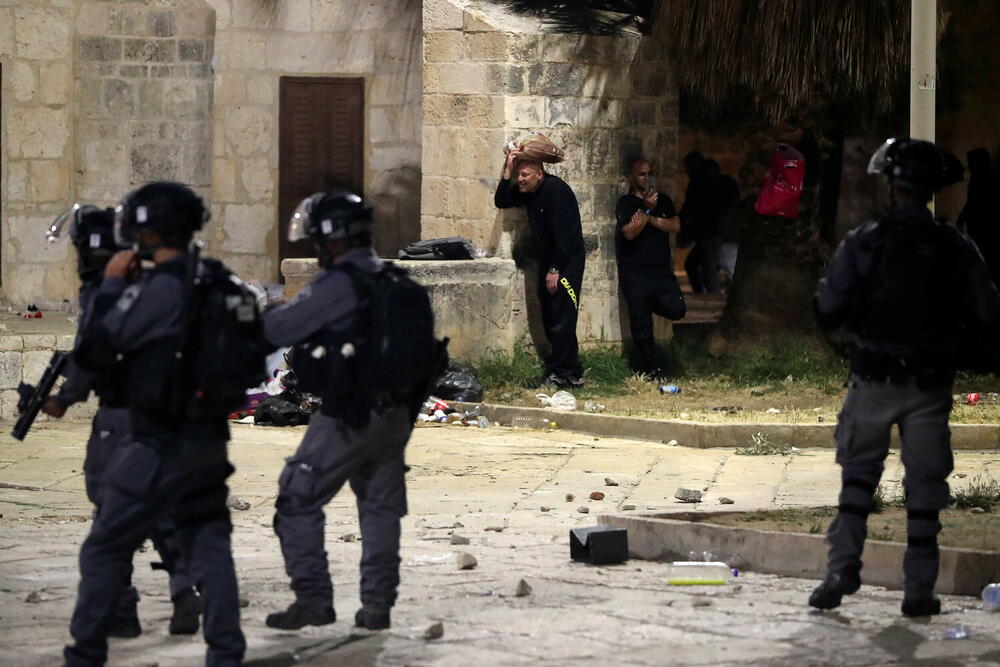 U sukobu izraelske policije i Palestinaca: U Jerusalimu povrijeđeno 163 osobe