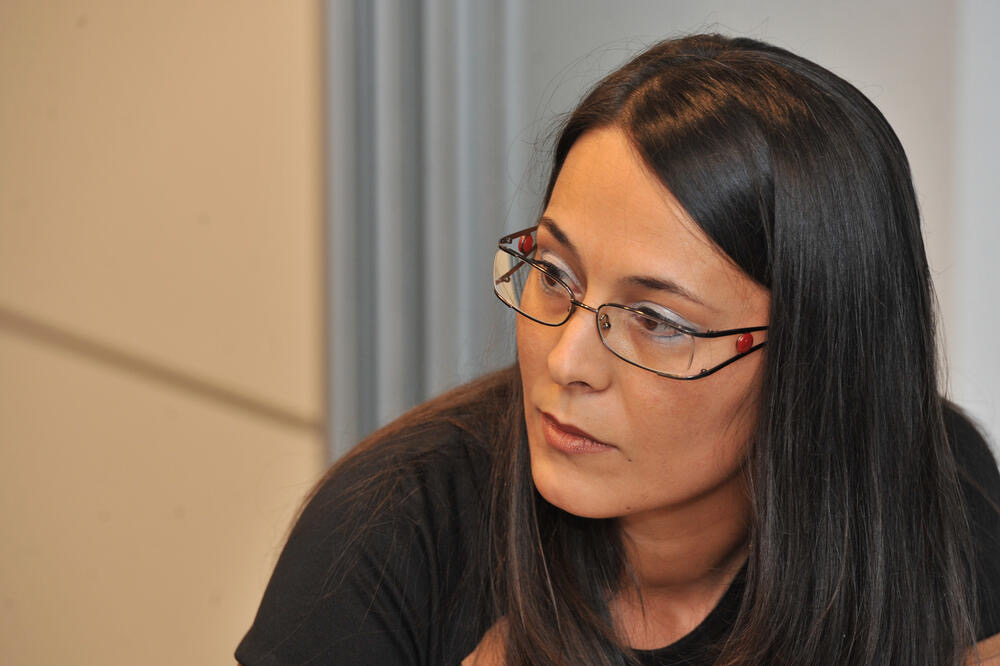 Ćalović Marković: Još najmanje 100 državnih funkcionera dobilio stanove od države, Nacionalni savjet za borbu protiv korupcije na visokom nivou nema svoje prostorije, niti osnovnih uslova za rad