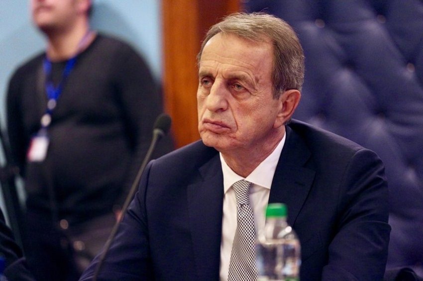 BORBA saznaje: Zbog “Vektra Boke” spremne lisice, sumnjivi Dragan Brković i Branko Vujović!