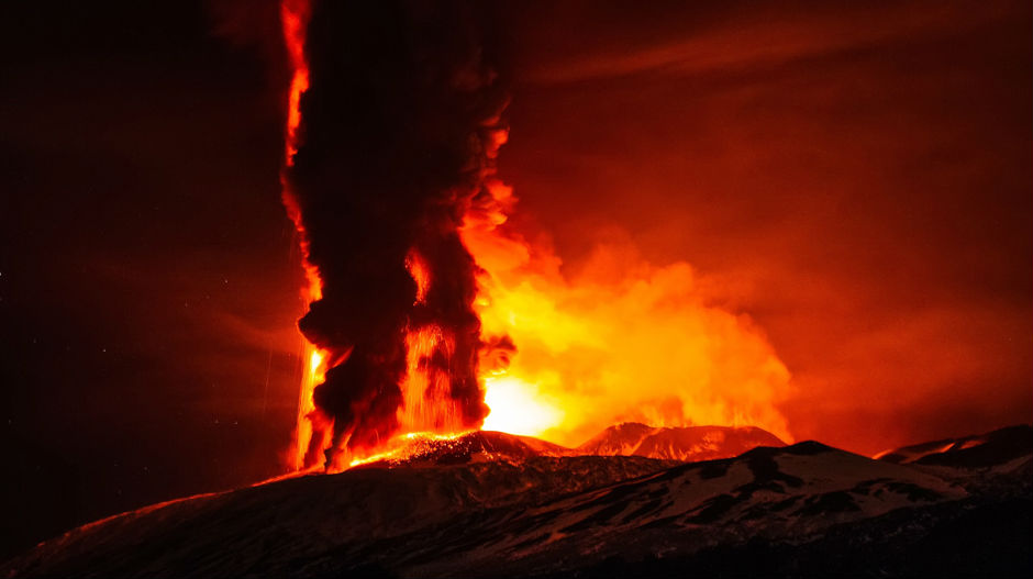Proradio veliki vulkan u Kongu, više hiljada evakuisano