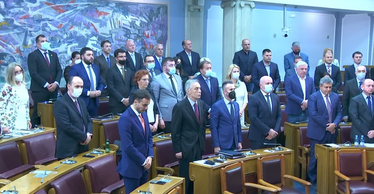 U parlamentu minut ćutanja za Duška Jovanovića