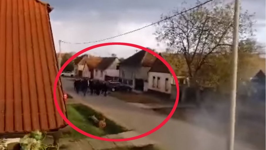 Sramno: U Borovu tokom Vaskrsa šetaju ulicama i viču „Ubij Srbina“