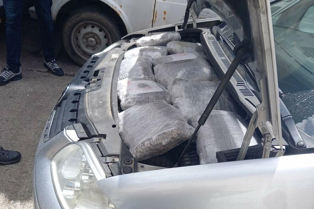 U Andrijevici uhapšena dva albanska državljanina sa 12,5 kilograma marihuane
