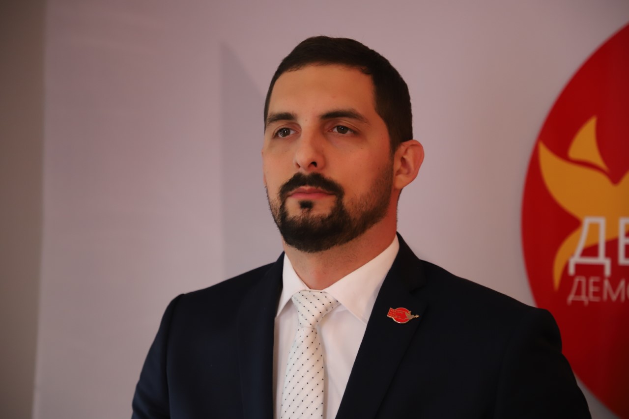 Leković: Raičević i Miranović obilaze Cetinje, dok kulturnim zdanjima u Baru prijeti urušavanje!