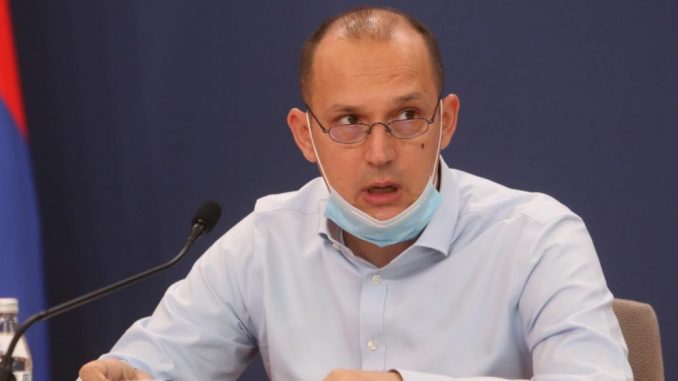 Lončar: Za zdravstvene radnike upola jeftiniji letovi Er Srbijom