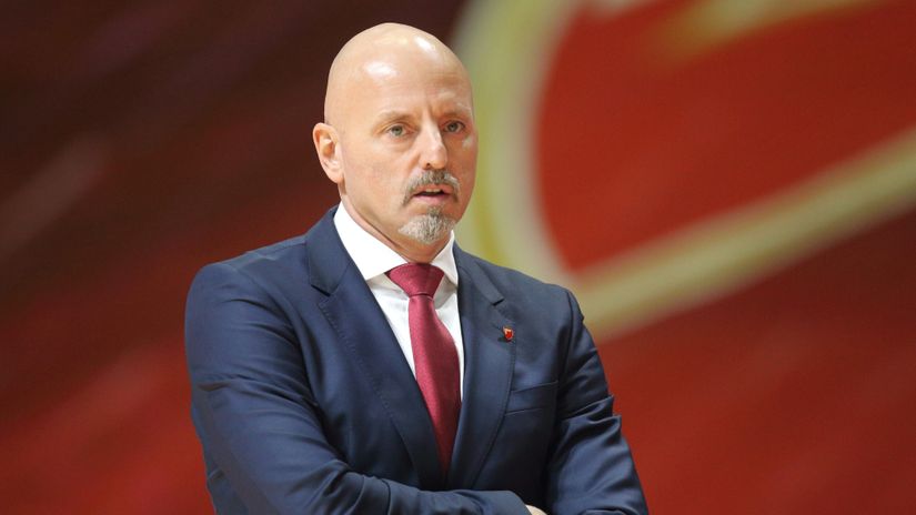 Obradović dobio presudu po kojoj mu Zvezda isplaćuje primanja za tekuću i narednu sezonu