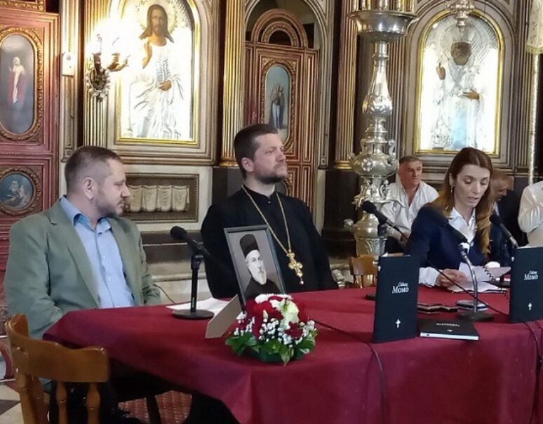 U Kotoru održana promocija knjige „Otac Momo“: Skromni pop koji je Božiji dom držao u blještavilu!