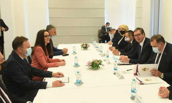 Vučić: Velika pomoć Srbije Republici Srpskoj