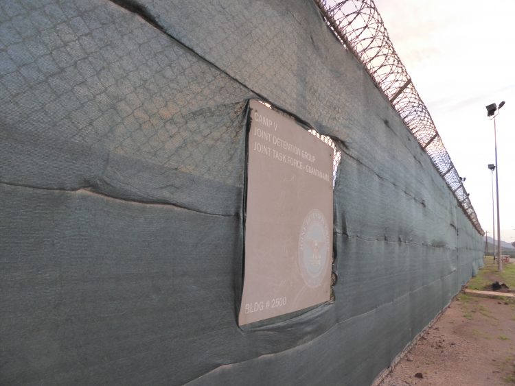 Bajden želi da zatvori Gvantanamo