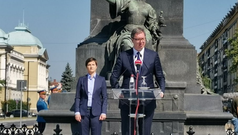 Vučić položio vijenac na Spomenik kosovskim junacima: Danas Vidovdan slavimo kao pobjednici