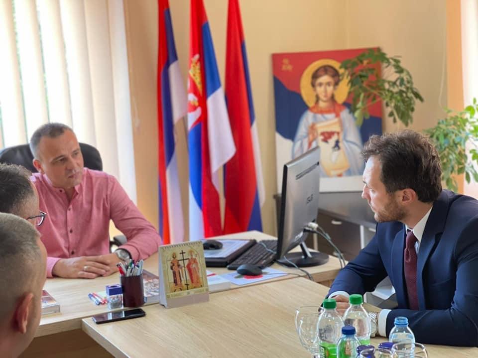 Milačić donirao poslaničku platu za izgradnju nove crkve u Bratuncu