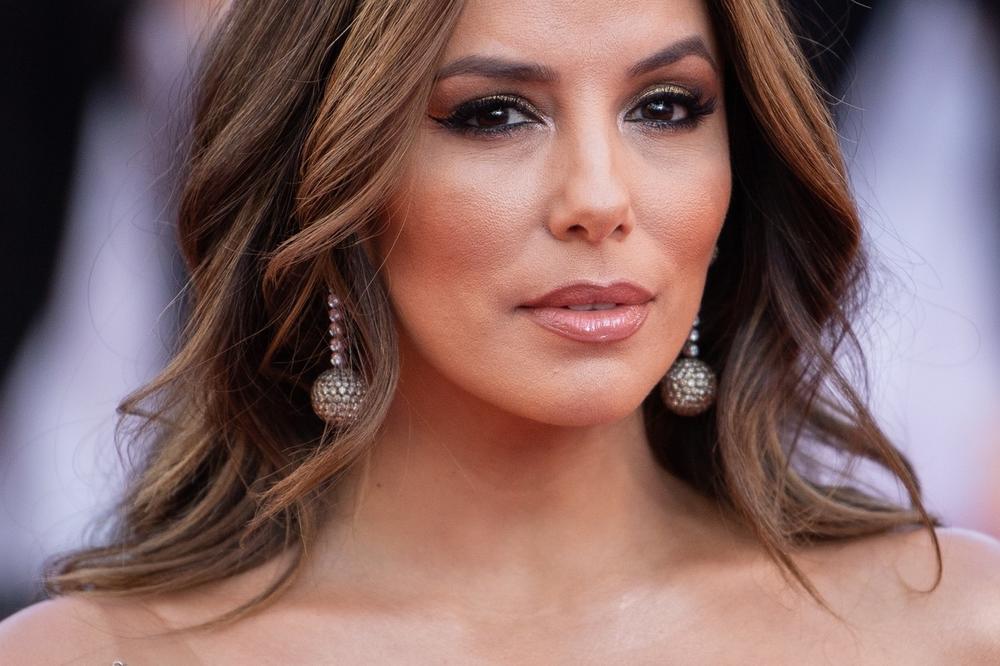 Eva Longorija postala suvlasnik meksičkog kluba Nekaksa, čestitke joj uputio Bekam