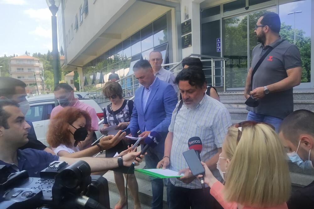Sindikat prosvjete poziva na hitan dijalog sa ministarstvom
