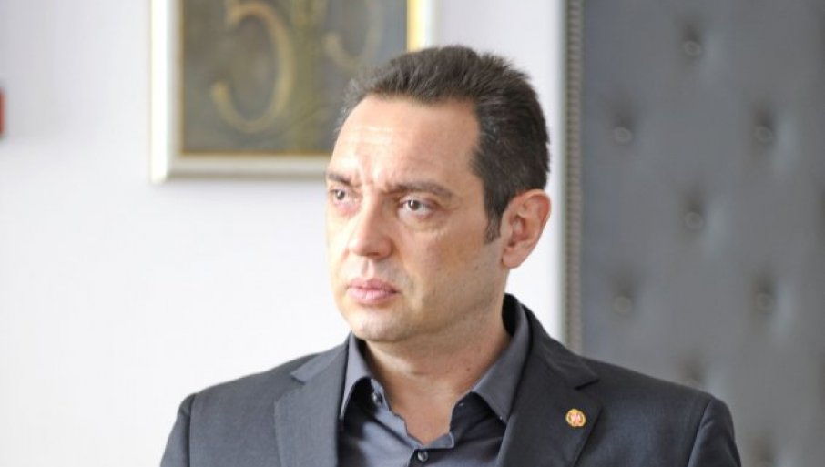 Vulin: Steže se obruč oko Radoja Zvicera!