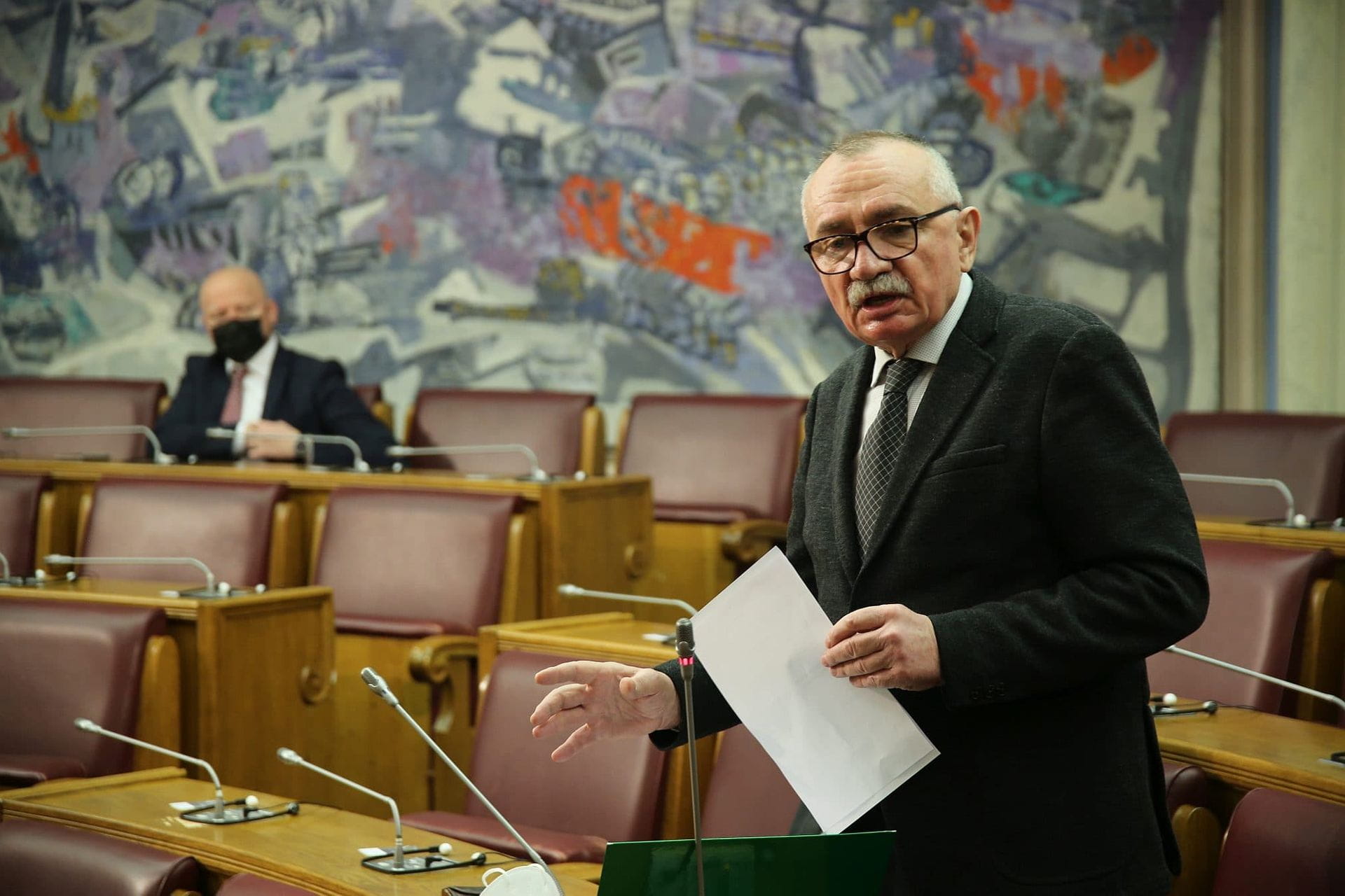 Radulović upitao premijera: Kako ćete bez ministra pravde u posttotalitarnom režimu?