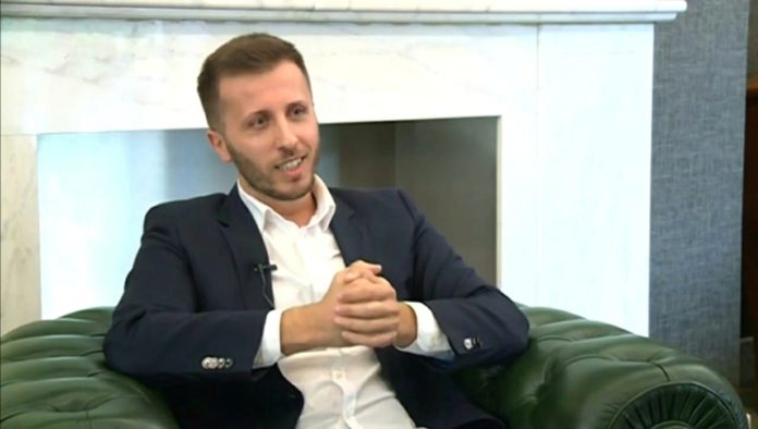 Vladan Rakočević povukao kandidaturu za prvog čovjeka FSCG-a: Odustajem od političke trke!